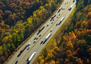 truck-i-40-freeway-in-north-carolina-leading-to-ashevill